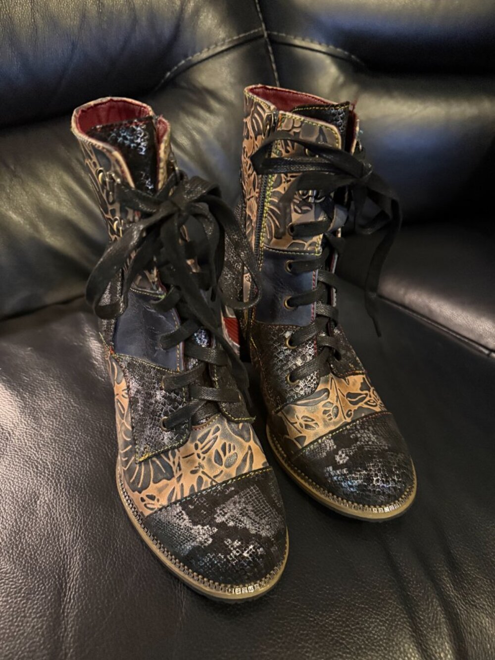 L'Artiste by Spring Step Women's Genuine Leather Boot - Picture 2 of 3